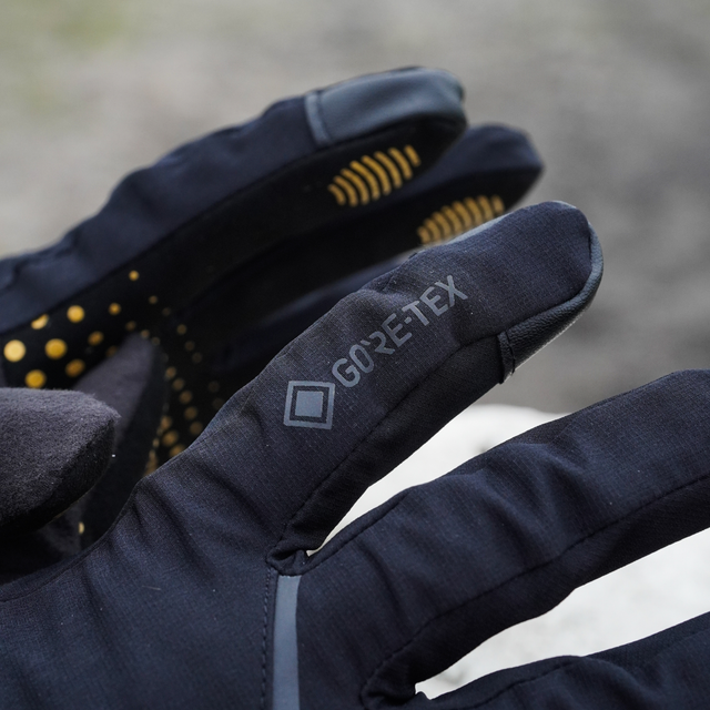 Friktion GTX Glove